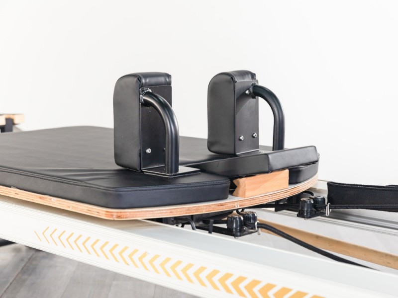 LUMINE Pilates Reformer with tower Machine Manufacture in China (12)