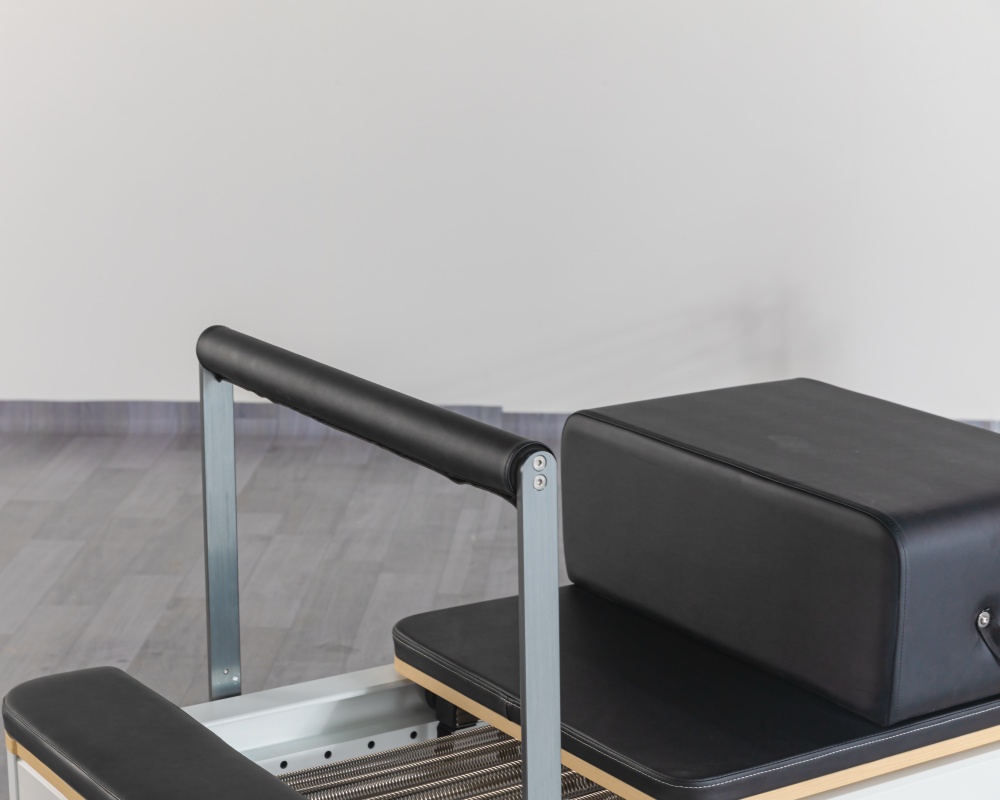 Aluminum Requipment for pilates.jpg